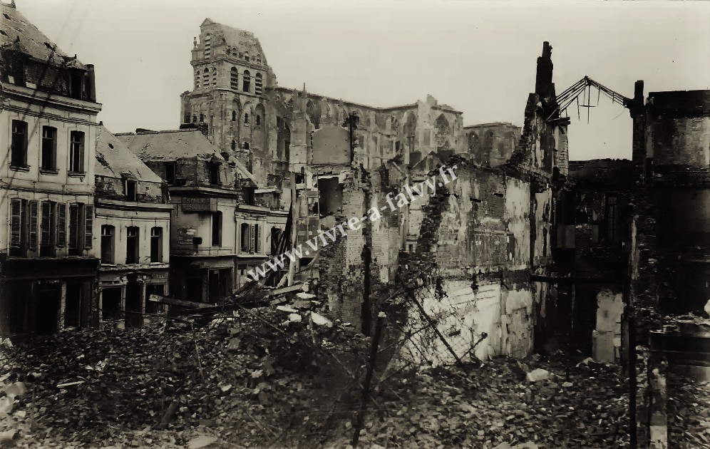 4 saint quentin une vue la cathedrale