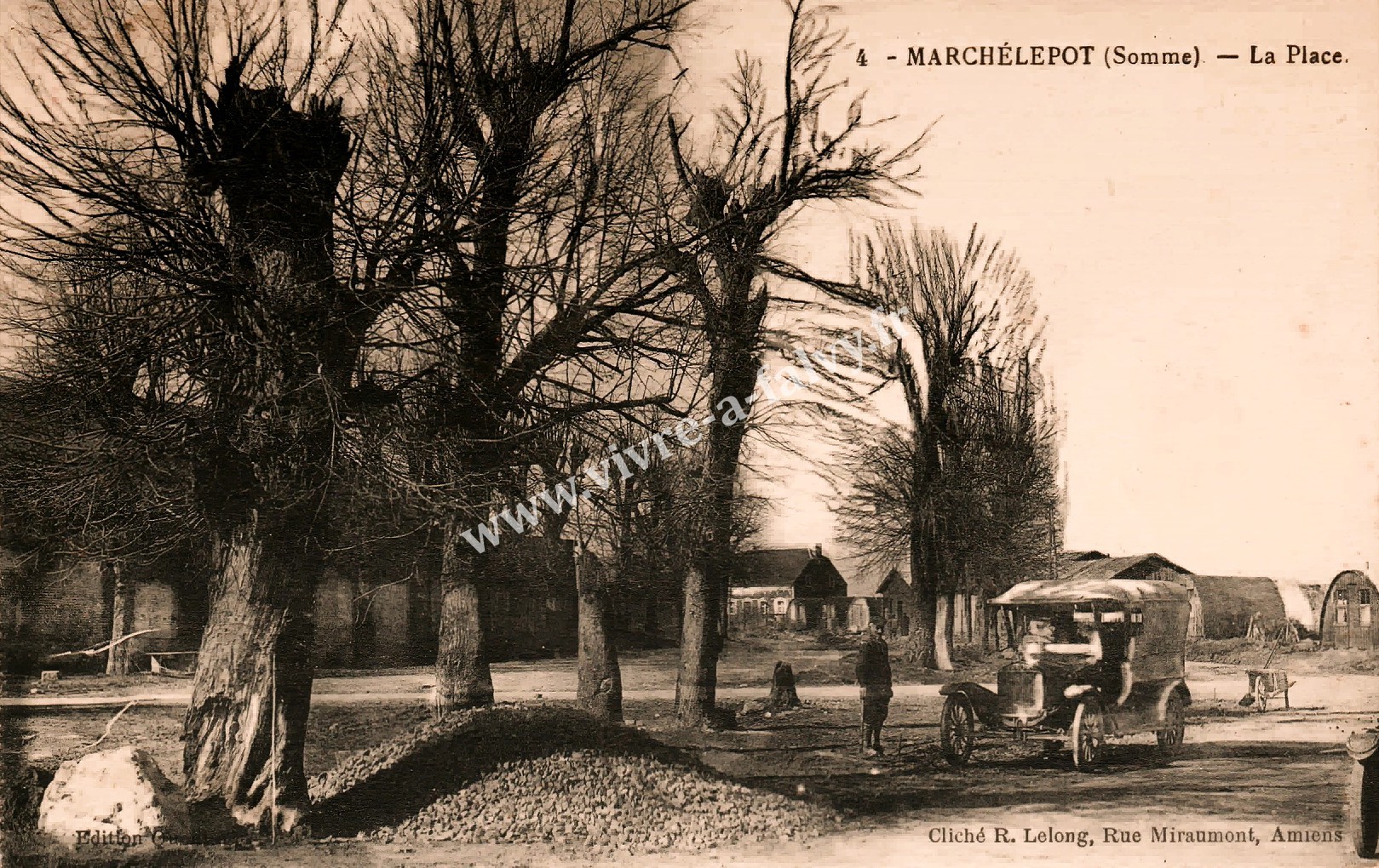 5 marchelepot la place