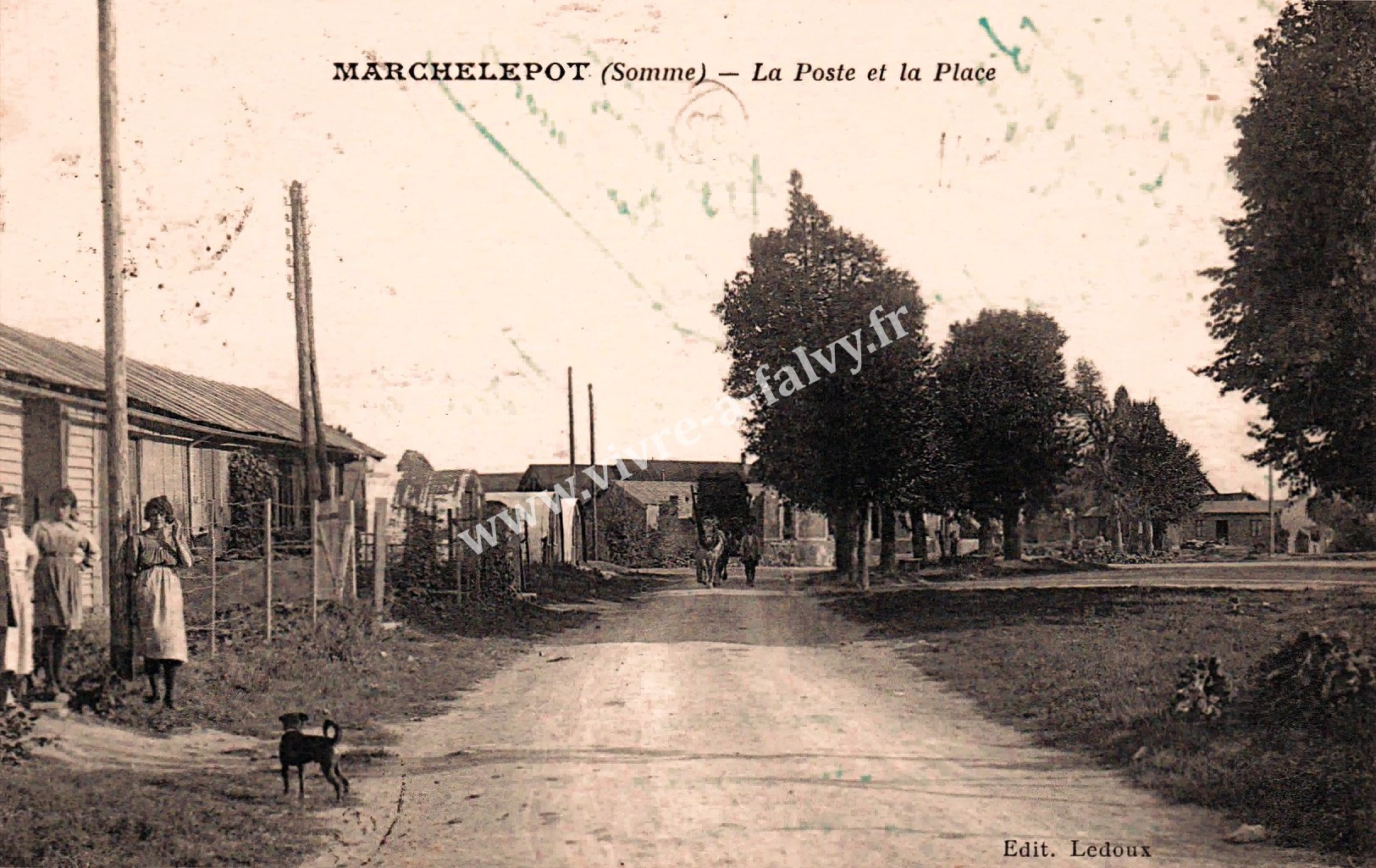 5 marchelepot la poste et la place