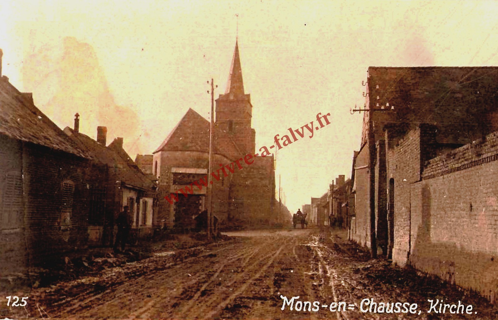 6 mons en chaussee route du village 1