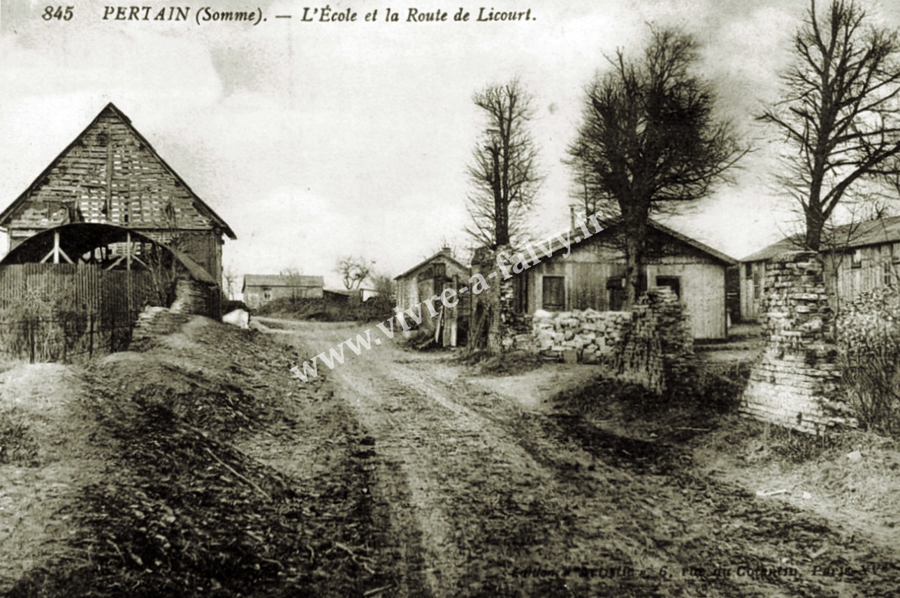 8 pertain l ecole et la route de licourt