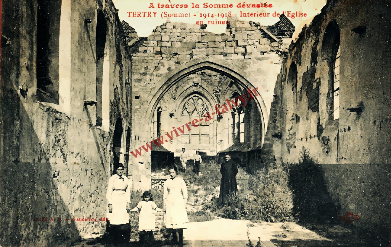 8 tertry interieur de l eglise en ruines 1