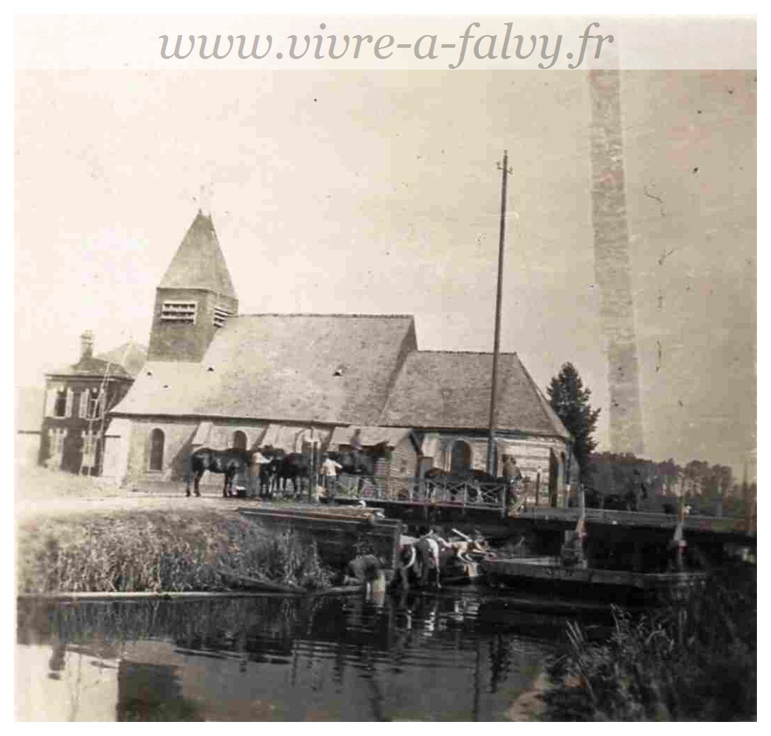 Bethencourt - Cavaliers près de l'Eglise_Photo Allemande