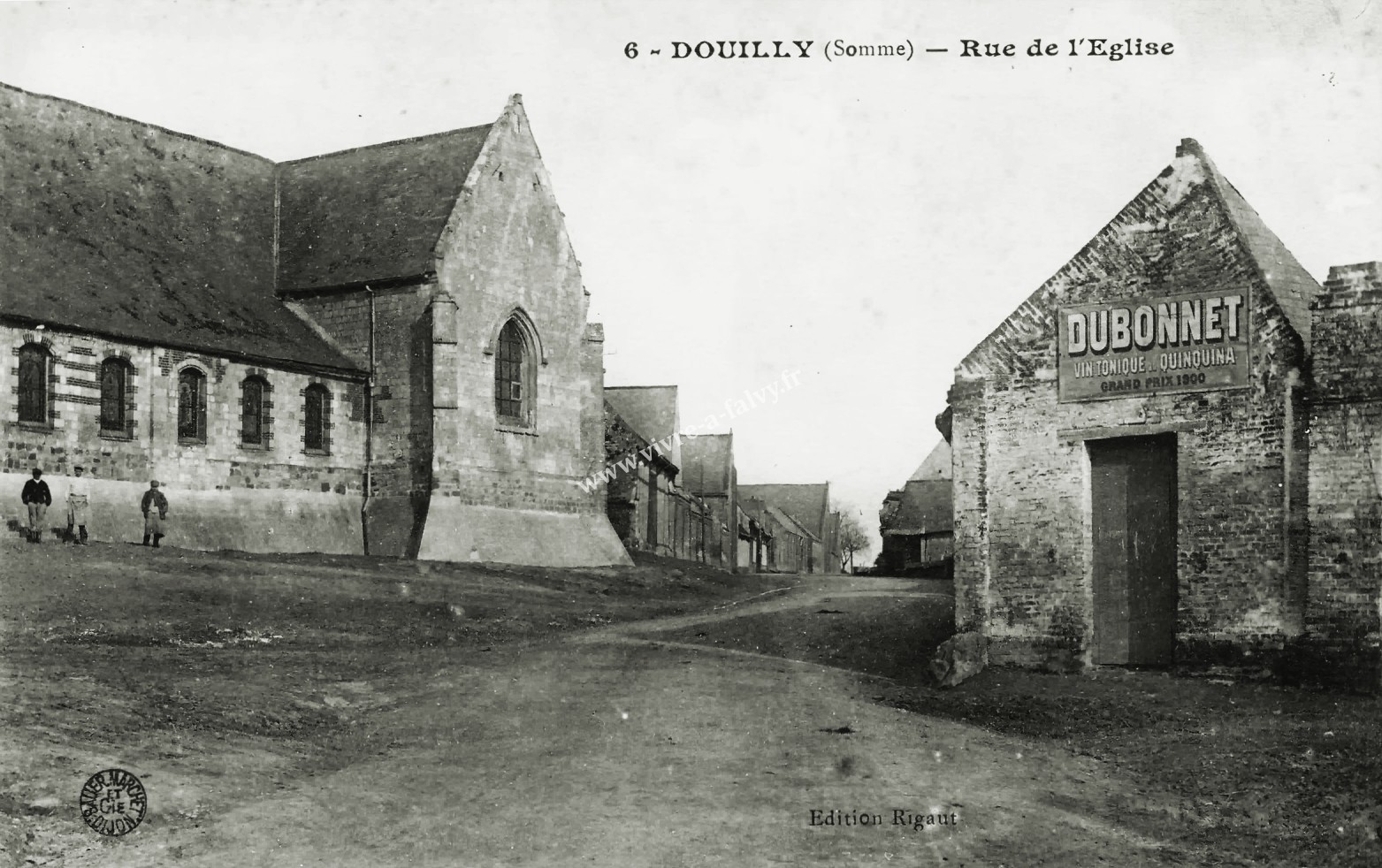 Douilly rue de l eglise