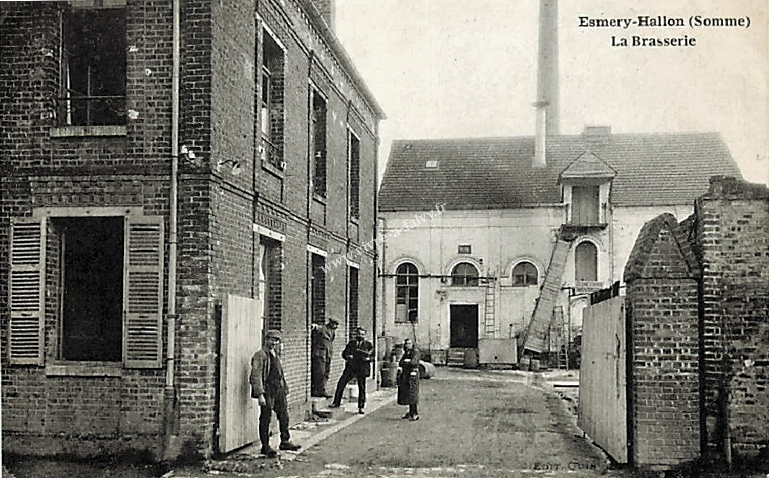 Esmery hallon la brasserie
