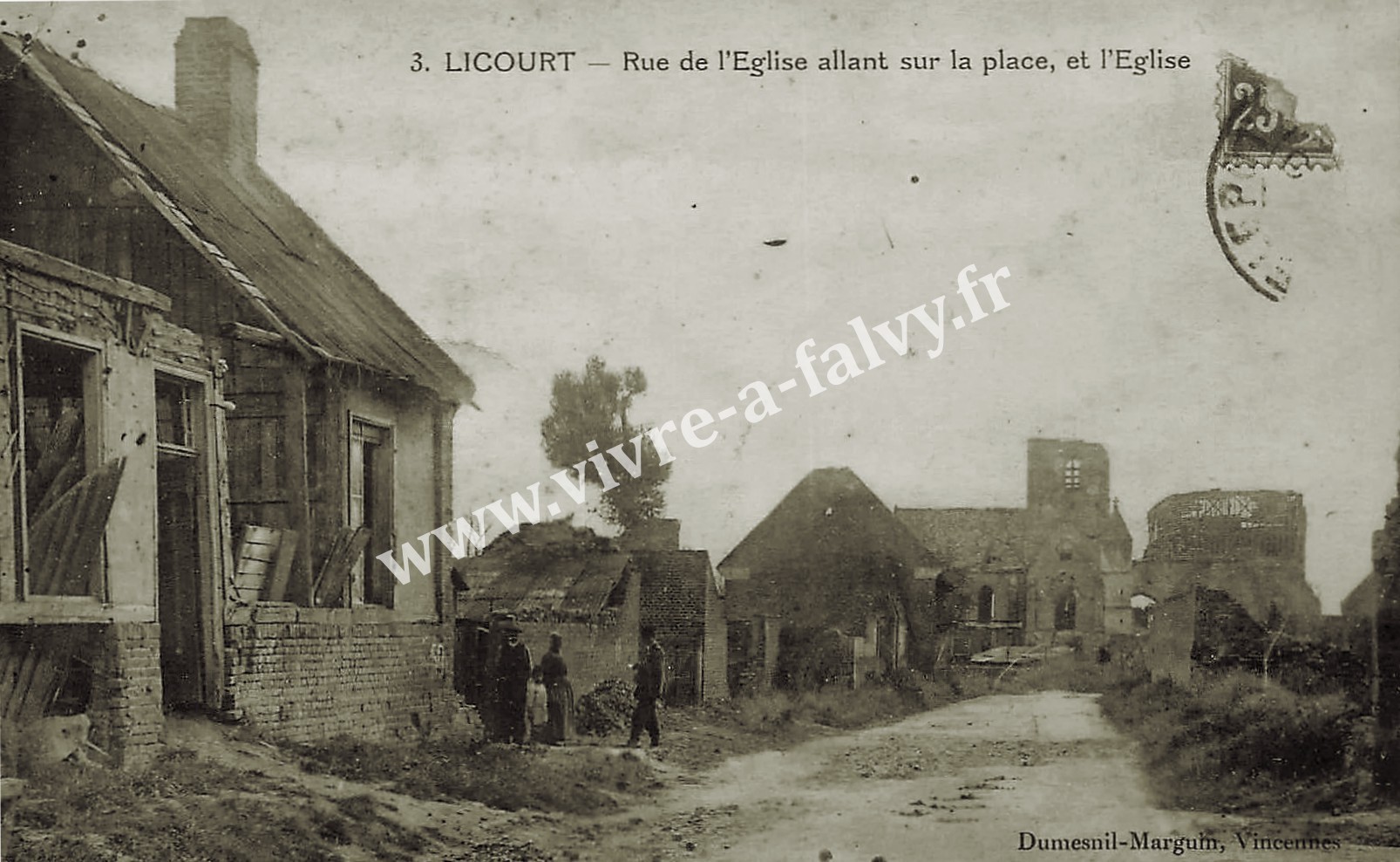 Licourt 80 rue de l eglise allant sur la place et l eglise