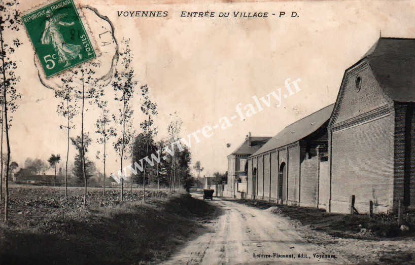 Voyennes 80 entree du village