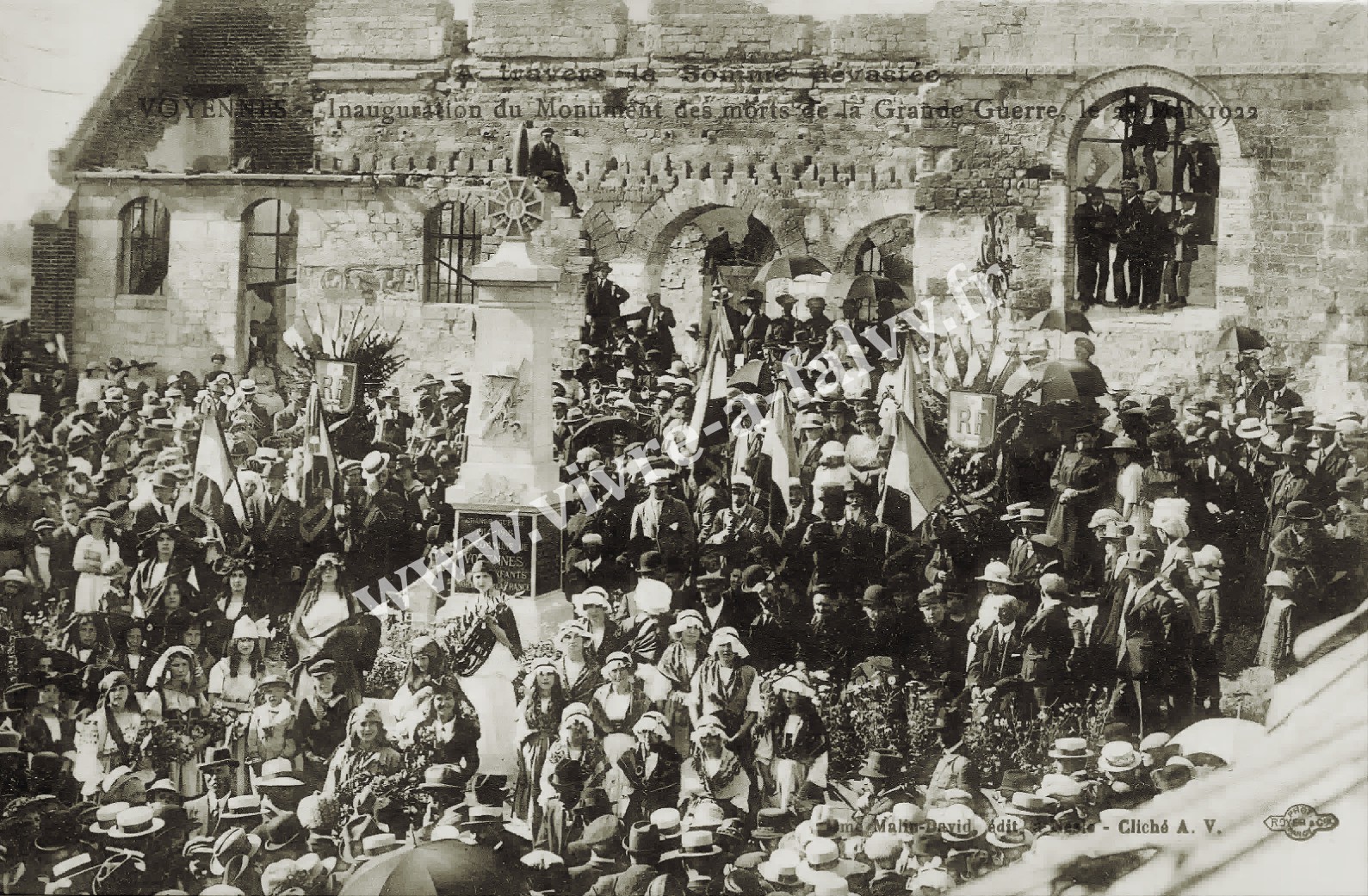 Voyennes 80 inauguration monuments aux morts