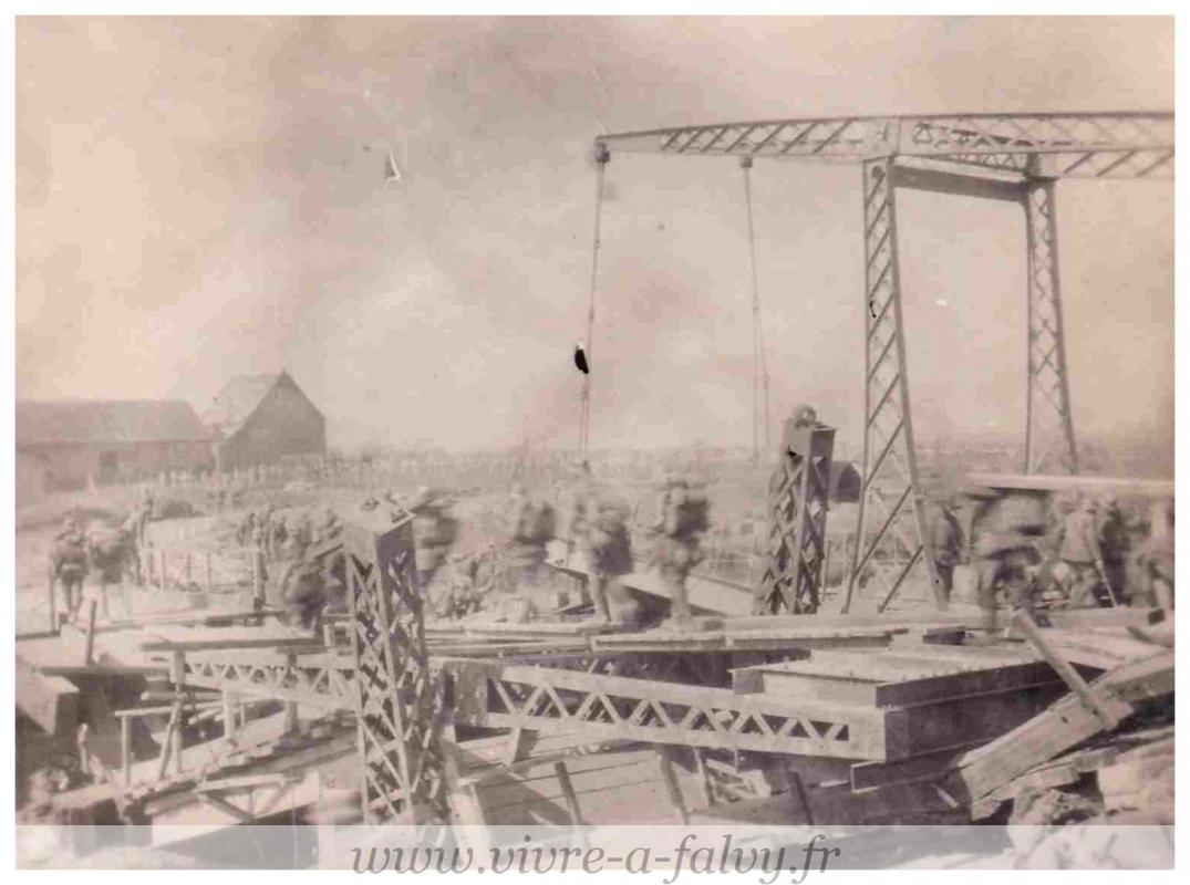 Photo mars 1918 pont de pargny cimetiere militaire allemand 2