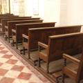Le mobilier bois (confessionnal, les bancs de la nef, les stalles...) a été conçu par ?